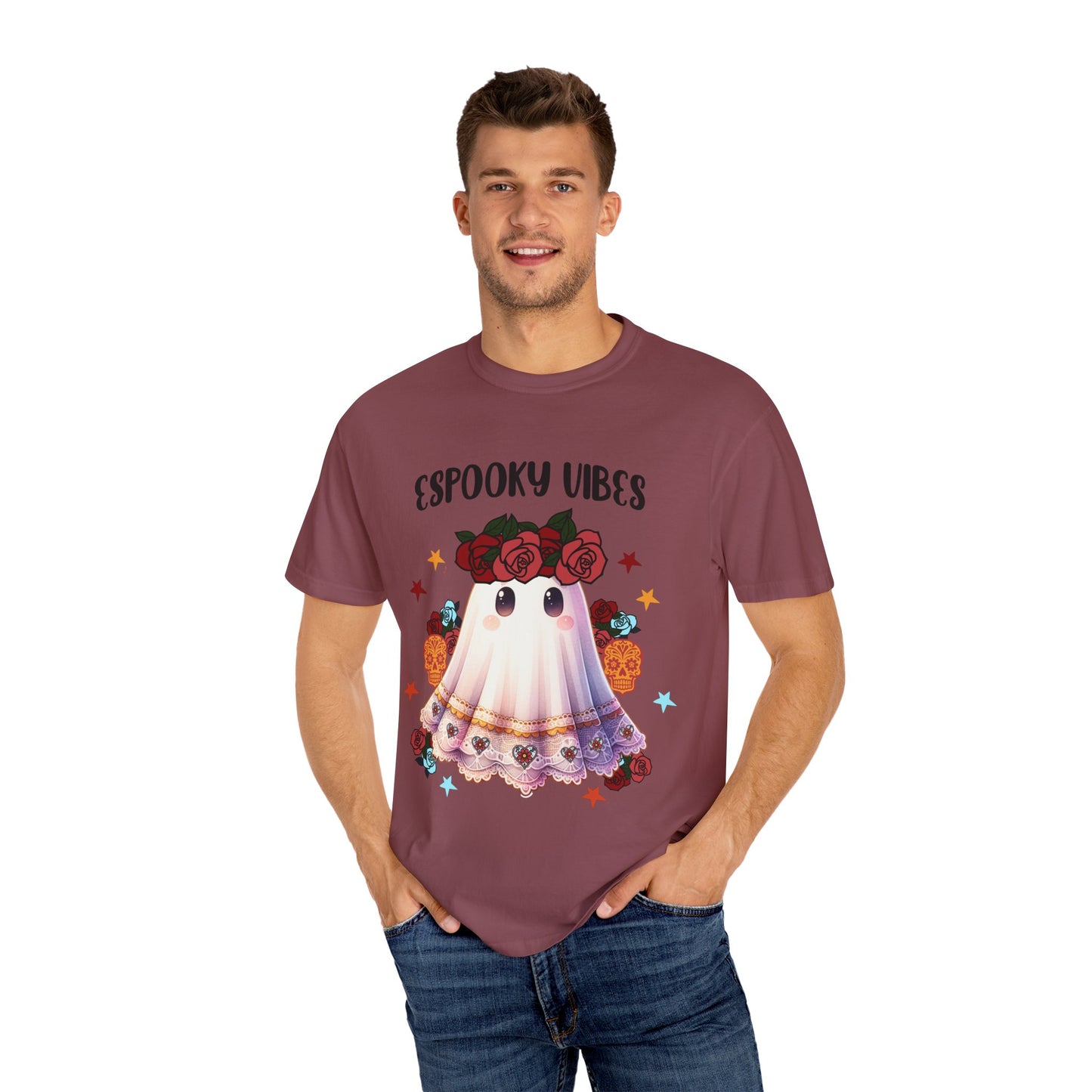 Short sleeve "ESPOOKY VIBES" comfort color t-shirt.