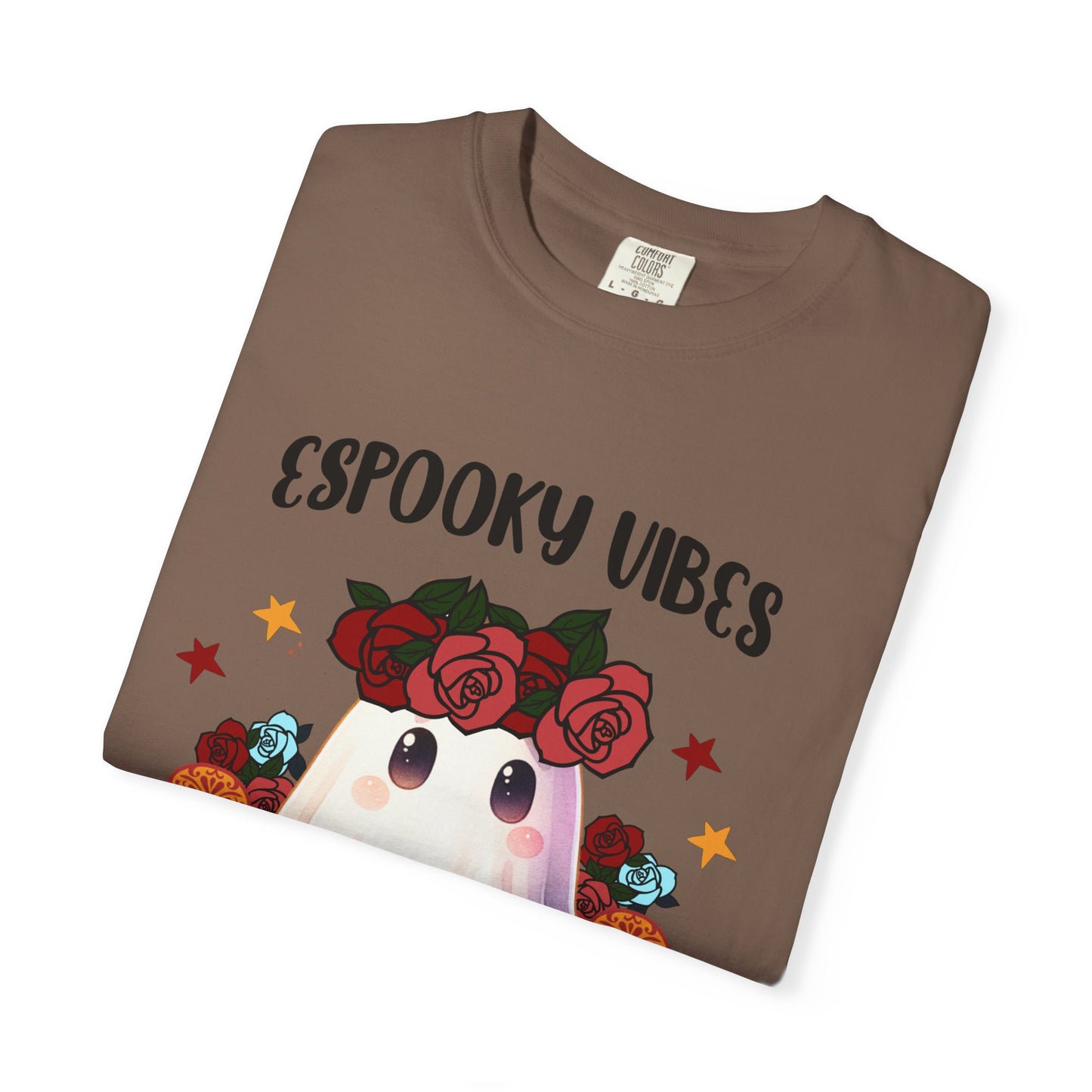Short sleeve "ESPOOKY VIBES" comfort color t-shirt.