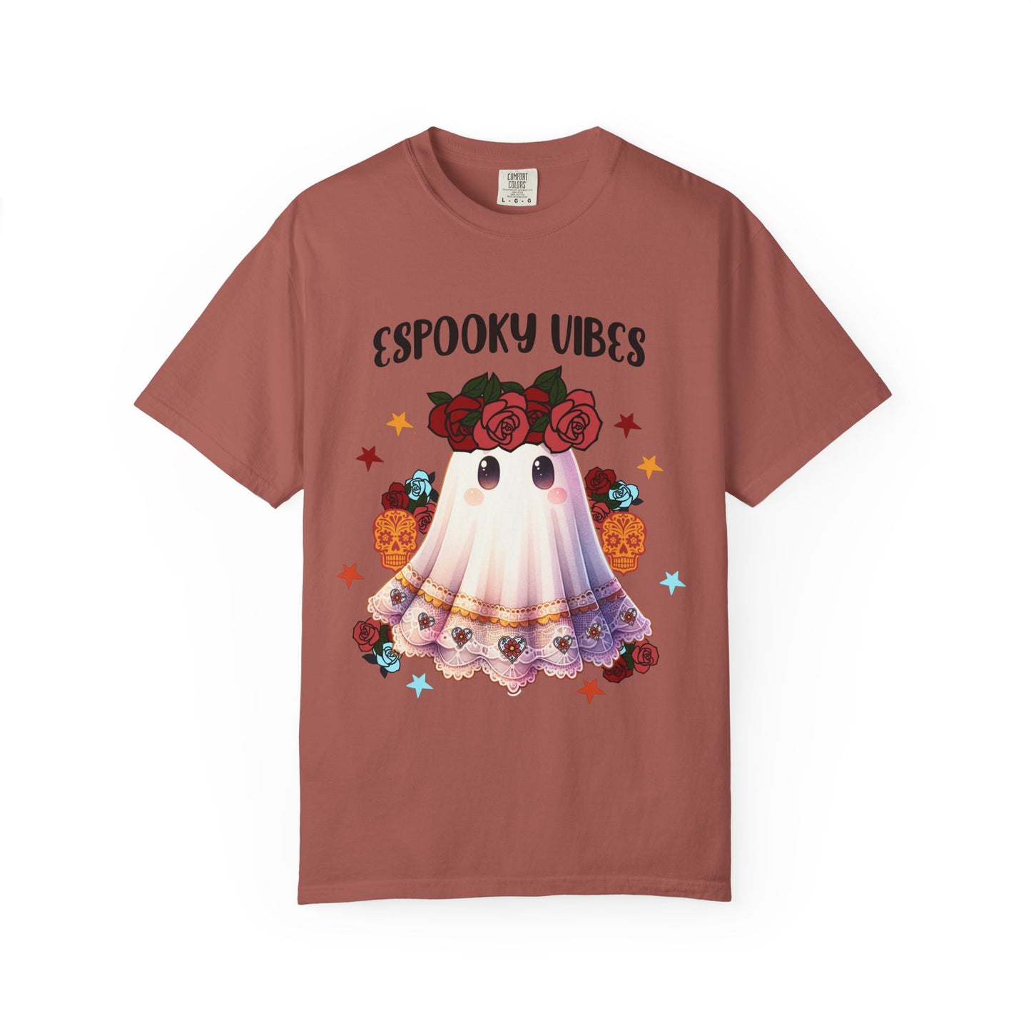 Short sleeve "ESPOOKY VIBES" comfort color t-shirt.