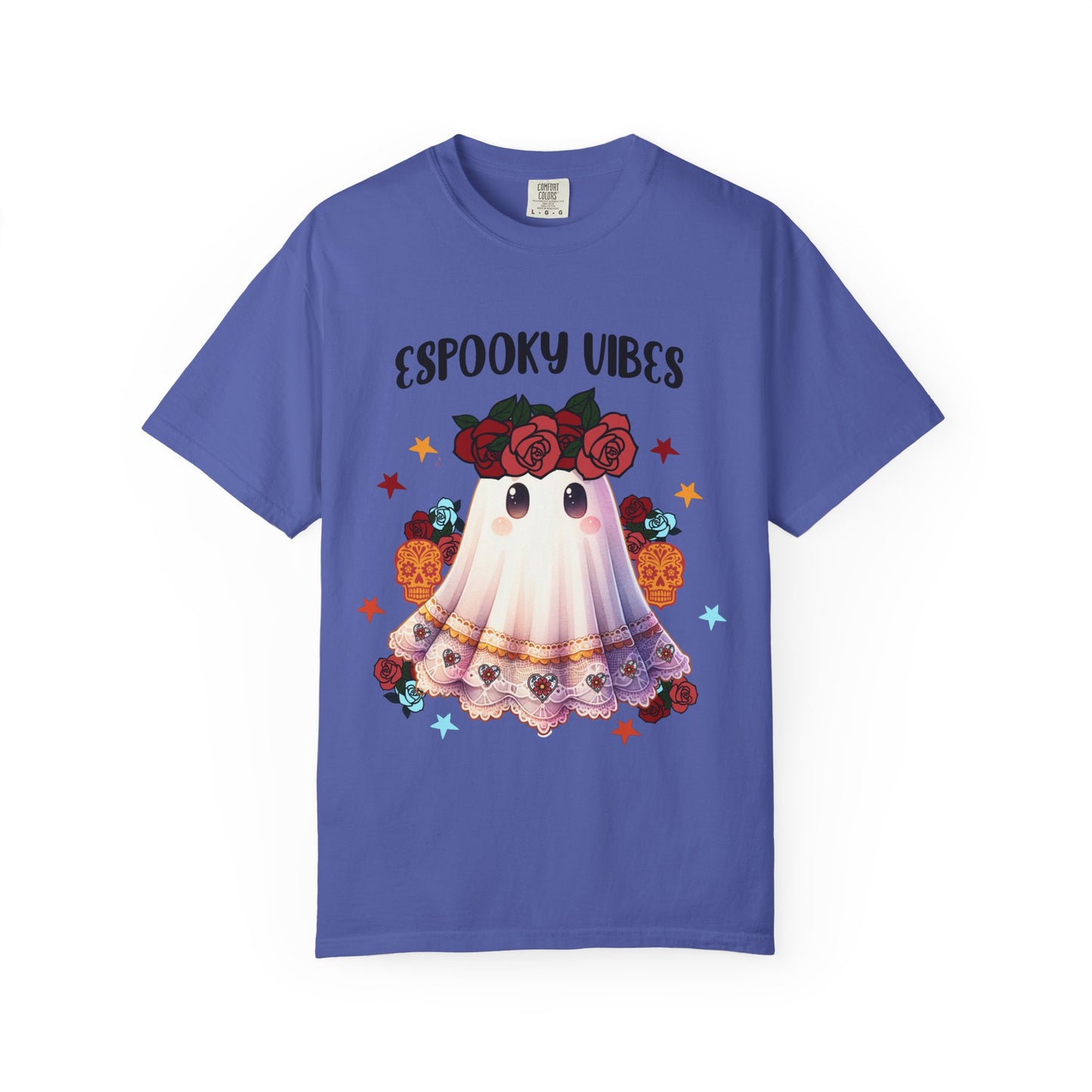 Short sleeve "ESPOOKY VIBES" comfort color t-shirt.