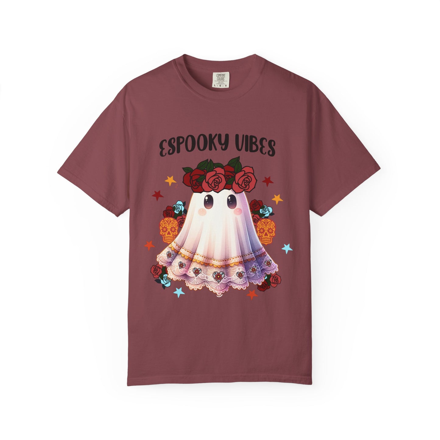 Short sleeve "ESPOOKY VIBES" comfort color t-shirt.